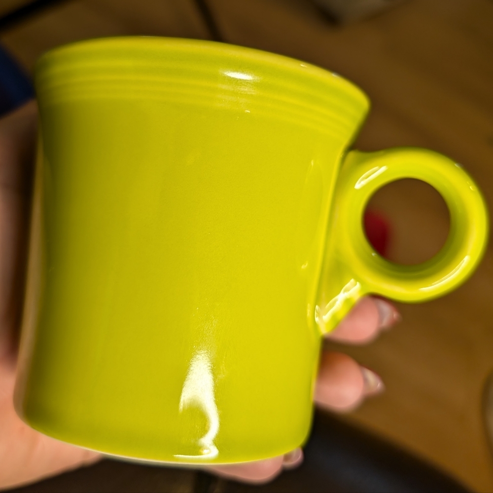 Fiestaware Tom&Jerry lemongrass 12oz classic ring handled coffee mugs lot 2‎